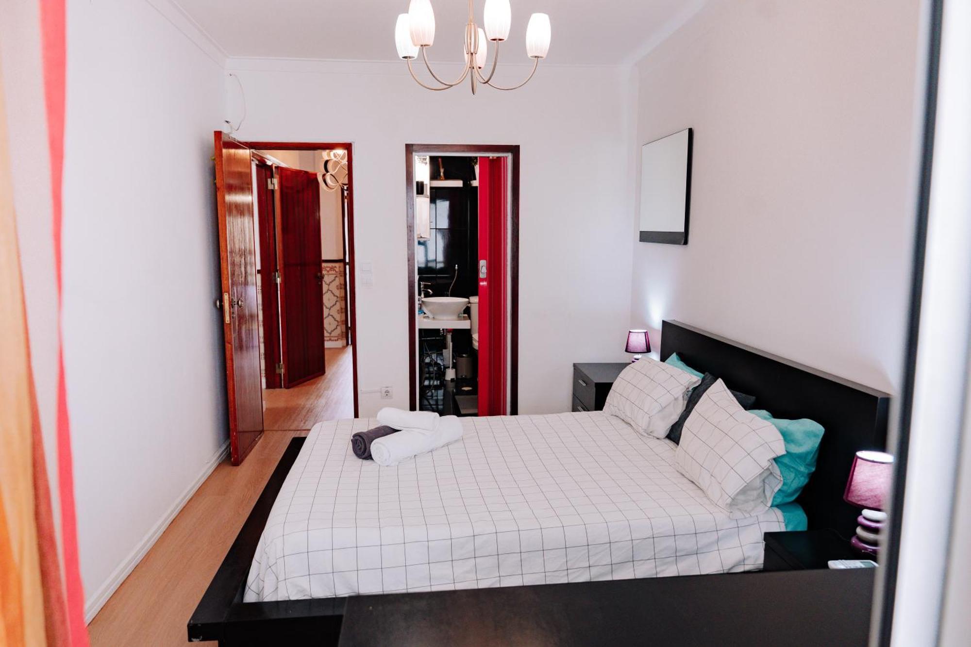 Family-Friendly And Cozy 3-Bedroom Accommodation In Lissabon Exterior foto