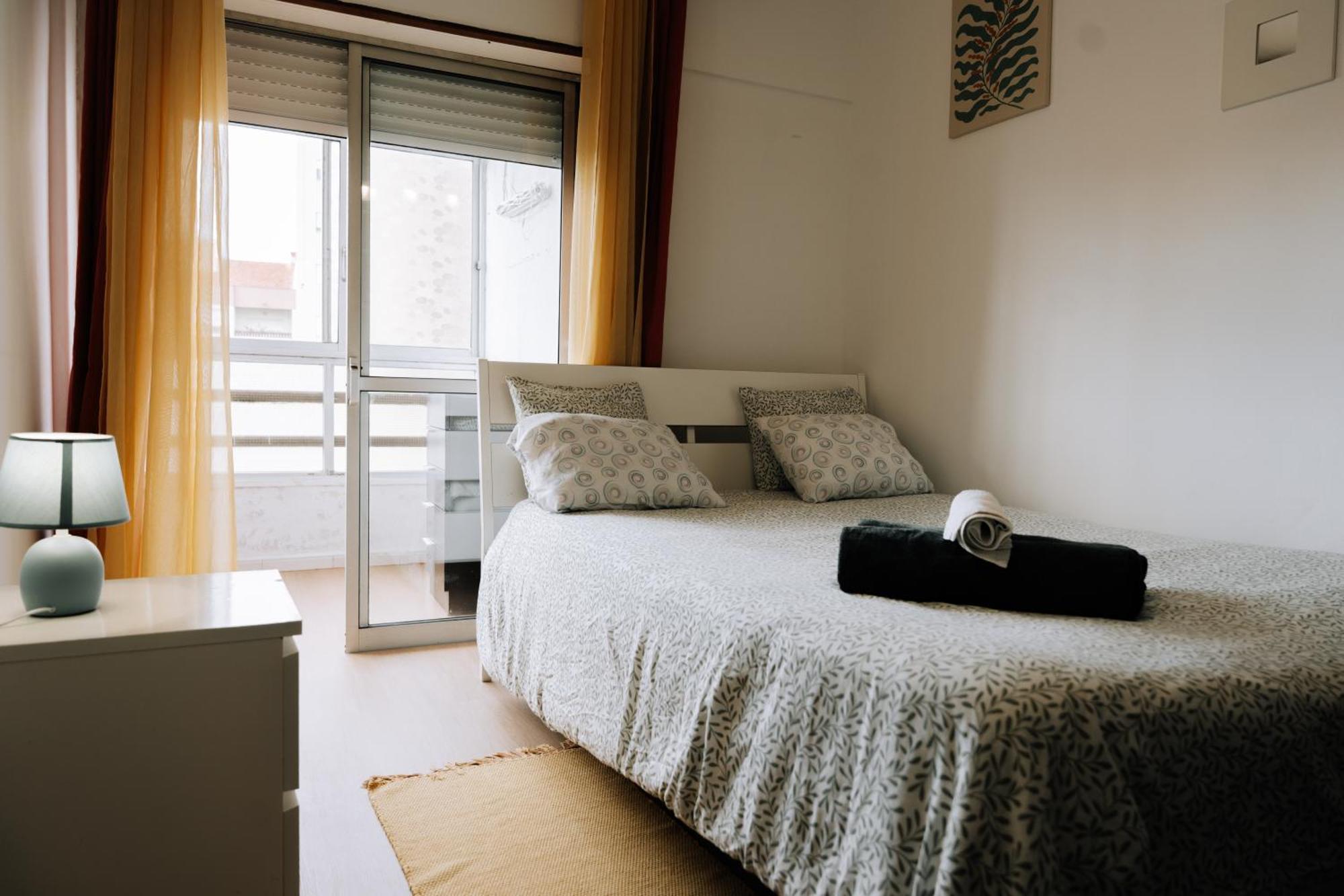 Family-Friendly And Cozy 3-Bedroom Accommodation In Lissabon Exterior foto